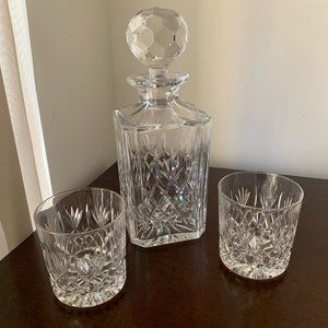 Thomas Webb British Made Vintage Crystal Whisky Decanter plus 2 glasses set